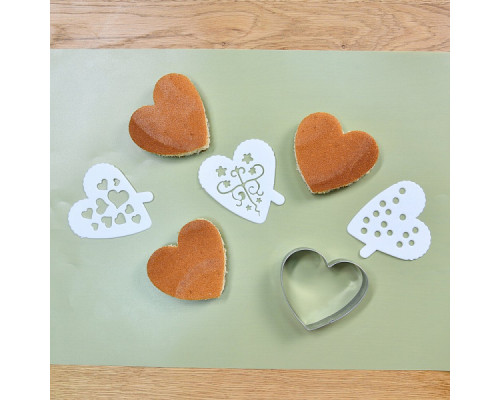 Кулинарная форма "Сердце" с 3 трафаретами. Размер 8х7,5см, высота 2,5см.