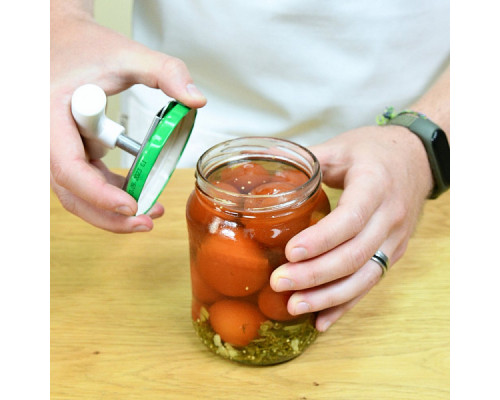 Открывалка для банок с винтовыми крышками. Размер 8,5х4х6,5 см.