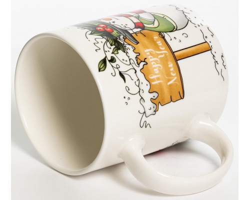 СНЕГОВИК, кружка 350мл, красные ягоды, NEW BONE CHINA, упаковка - гофрокороб